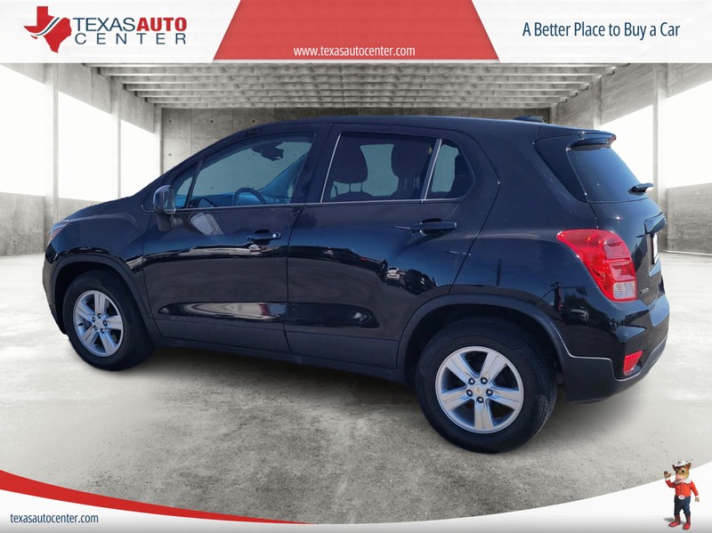 Chevrolet Trax Vehicle Full-screen Gallery Image 2