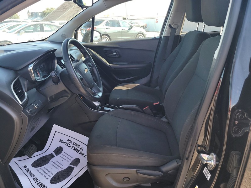 Chevrolet Trax Vehicle Full-screen Gallery Image 9