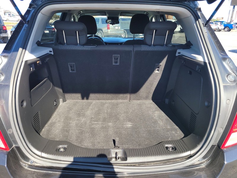 Chevrolet Trax Vehicle Full-screen Gallery Image 11