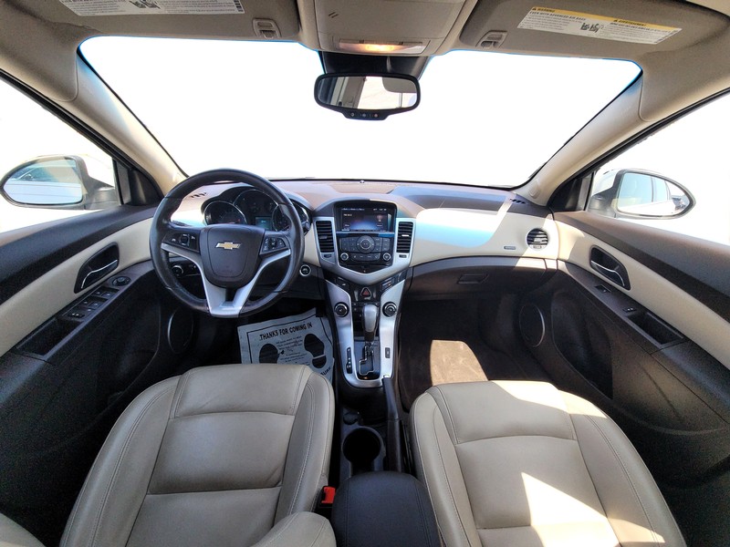 Chevrolet Cruze Vehicle Full-screen Gallery Image 14