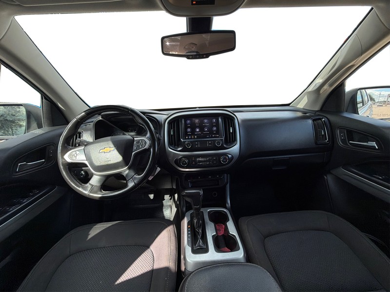 Chevrolet Colorado Vehicle Full-screen Gallery Image 16