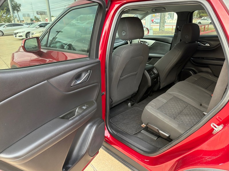 Chevrolet Blazer Vehicle Full-screen Gallery Image 10