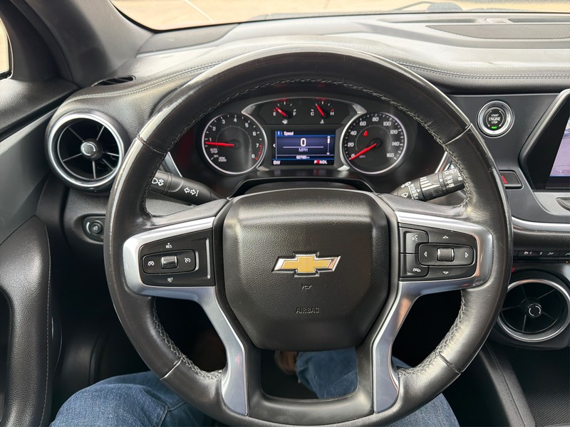 Chevrolet Blazer Vehicle Full-screen Gallery Image 14