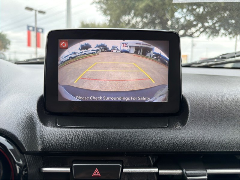 Mazda CX-3 Vehicle Full-screen Gallery Image 17