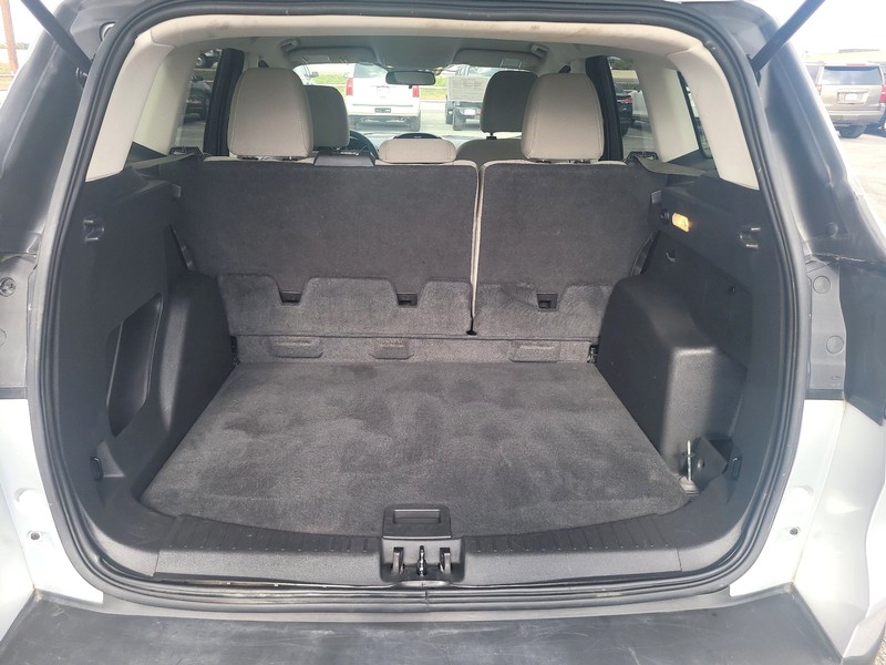 Ford Escape Vehicle Full-screen Gallery Image 11