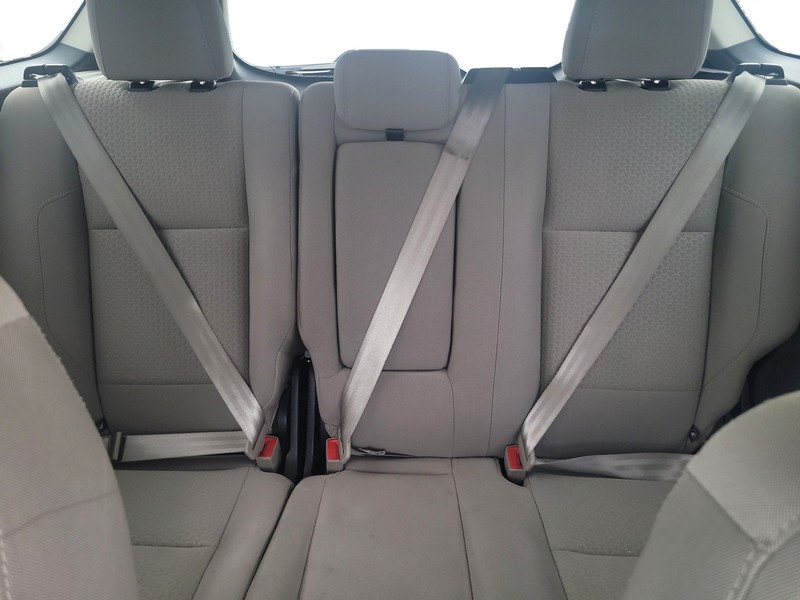 Ford Escape Vehicle Full-screen Gallery Image 13