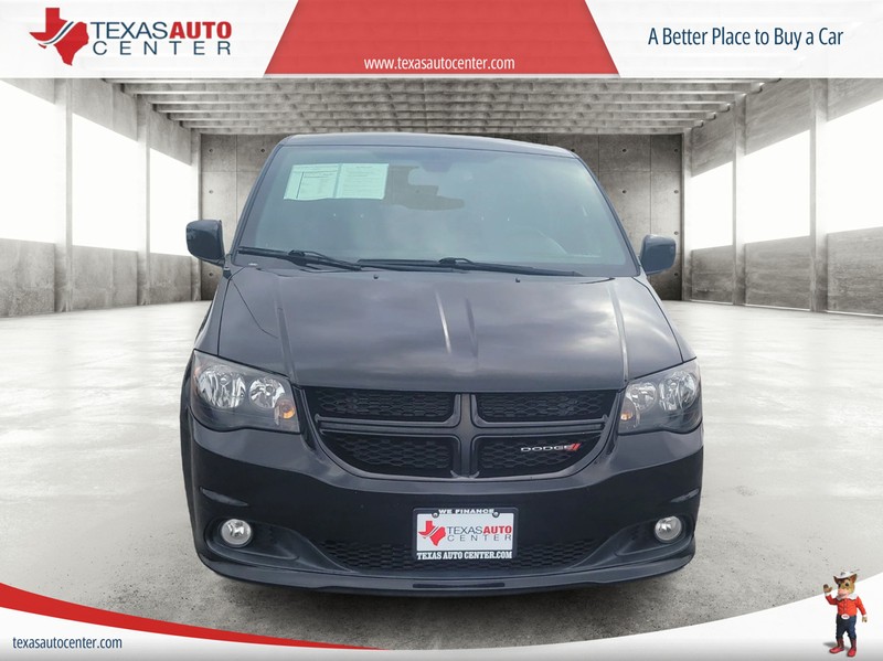 Dodge Grand Caravan Vehicle Full-screen Gallery Image 03