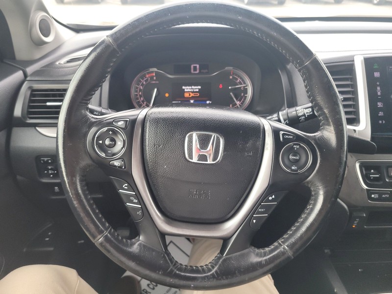 Honda Pilot Vehicle Full-screen Gallery Image 14