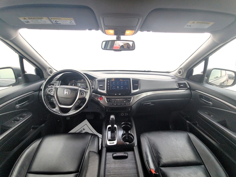 Honda Pilot Vehicle Full-screen Gallery Image 15