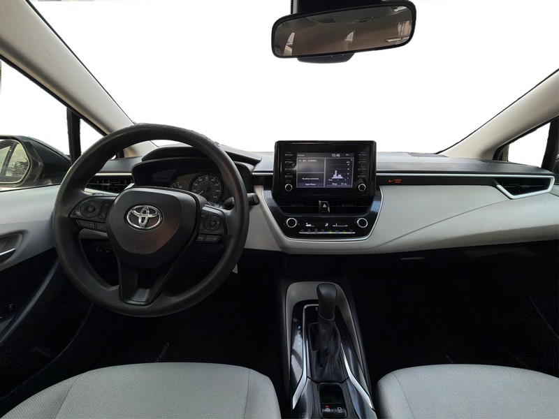 Toyota Corolla Vehicle Full-screen Gallery Image 16
