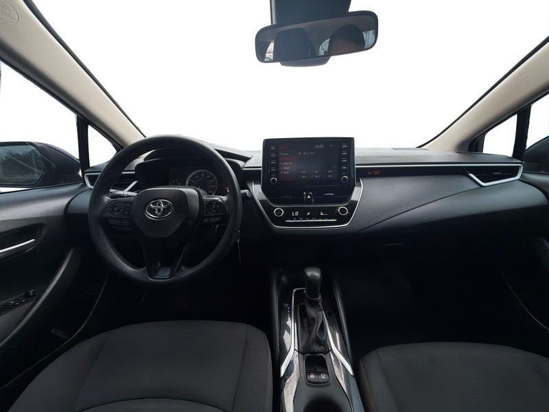 Toyota Corolla Vehicle Full-screen Gallery Image 15