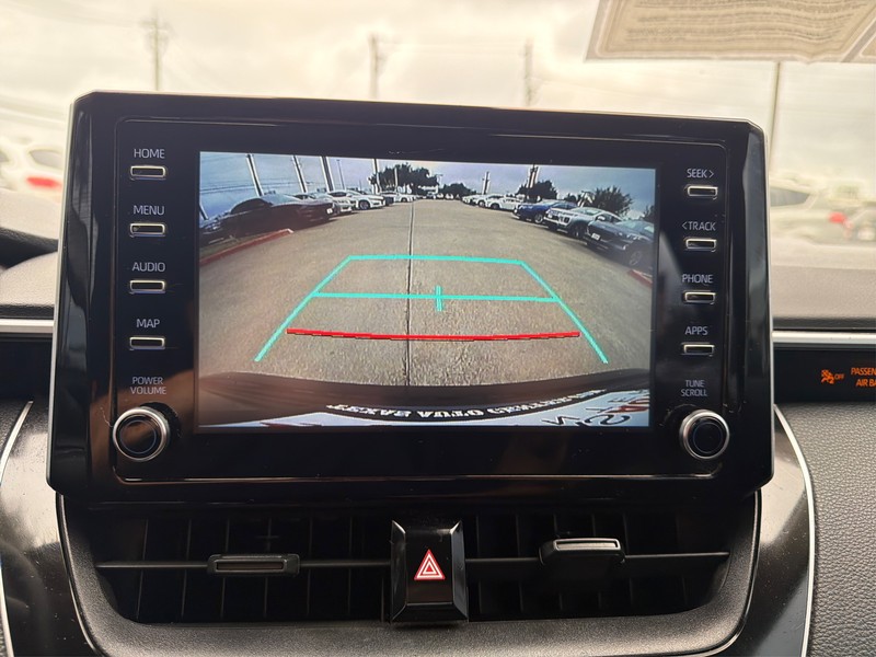 Toyota Corolla Vehicle Full-screen Gallery Image 17