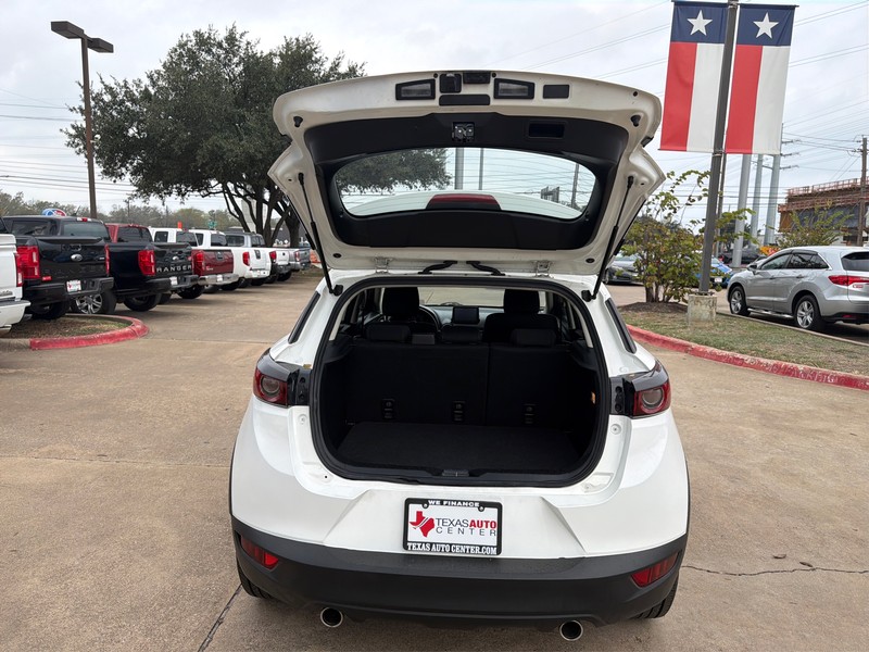 Mazda CX-3 Vehicle Full-screen Gallery Image 11