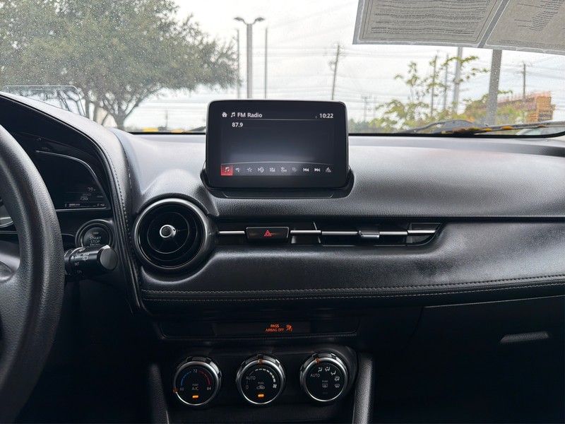 Mazda CX-3 Vehicle Full-screen Gallery Image 12
