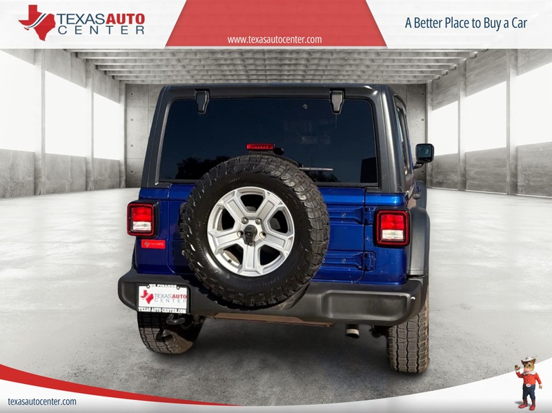 Jeep Wrangler Unlimited Vehicle Full-screen Gallery Image 06