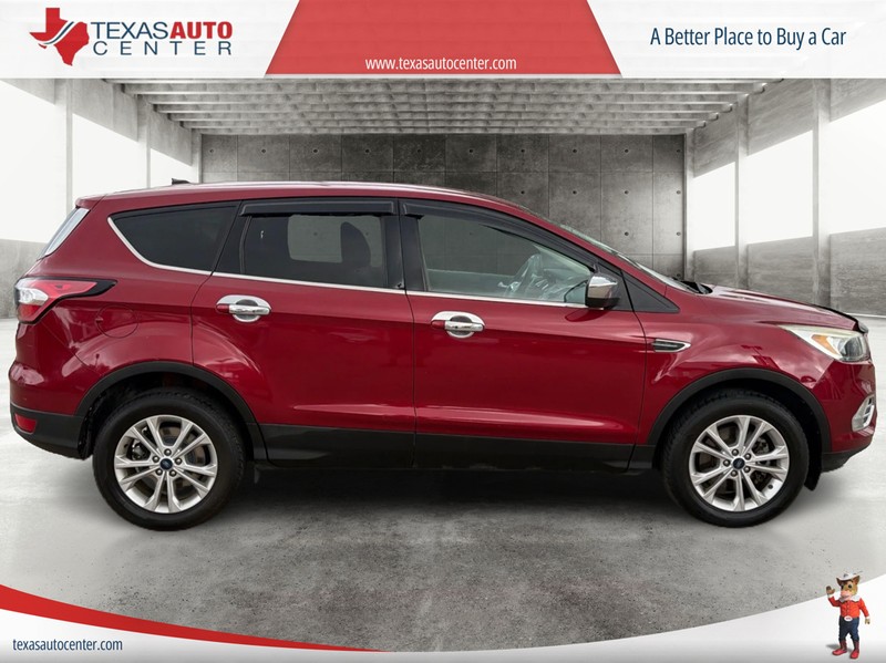 Ford Escape Vehicle Full-screen Gallery Image 04