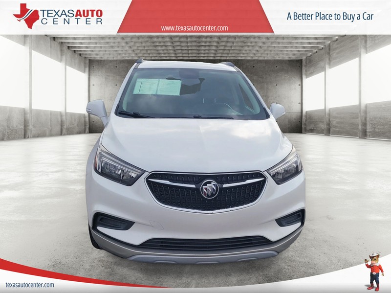 Buick Encore Vehicle Full-screen Gallery Image 03