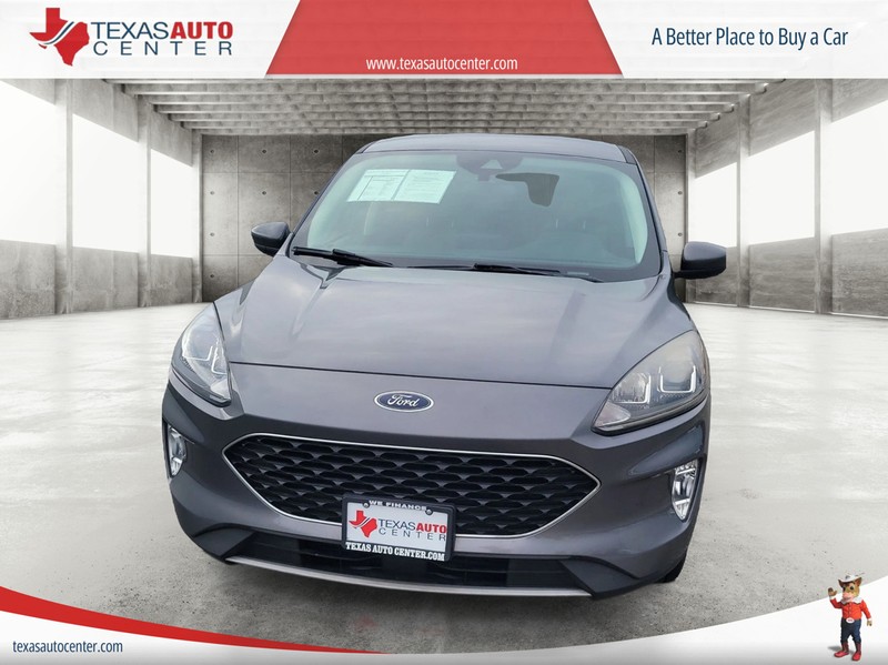 Ford Escape Vehicle Full-screen Gallery Image 03