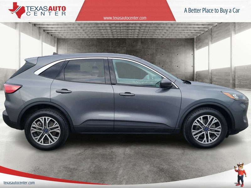 Ford Escape Vehicle Full-screen Gallery Image 04