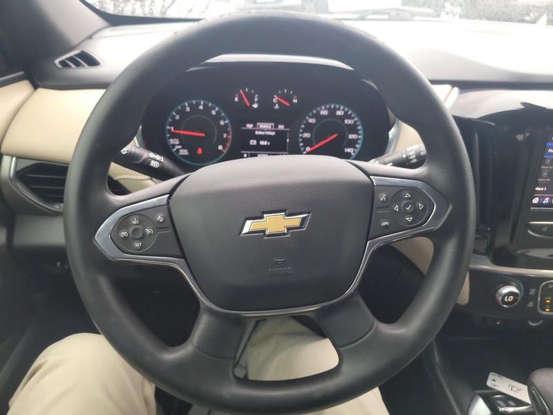 Chevrolet Traverse Vehicle Full-screen Gallery Image 14