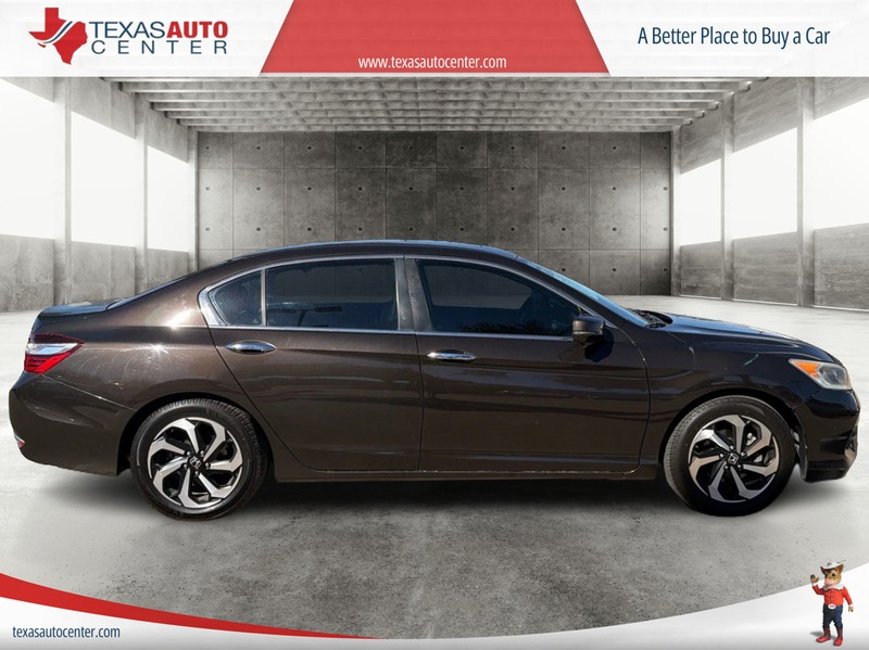 Honda Accord Sedan Vehicle Full-screen Gallery Image 04