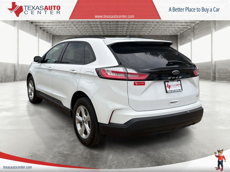 Ford Edge Vehicle Full-screen Gallery Image 08