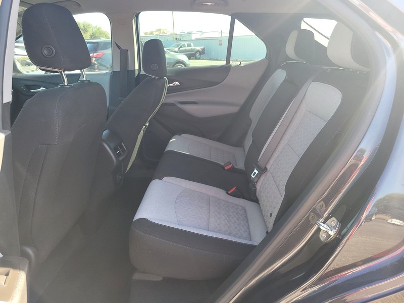 Chevrolet Equinox Vehicle Full-screen Gallery Image 08