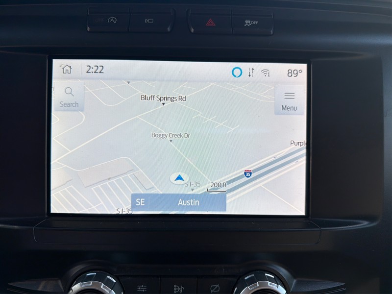 Ford F-150 Vehicle Full-screen Gallery Image 17