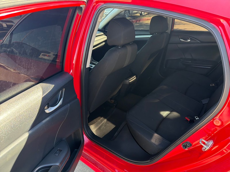 Honda Civic Sedan Vehicle Full-screen Gallery Image 10