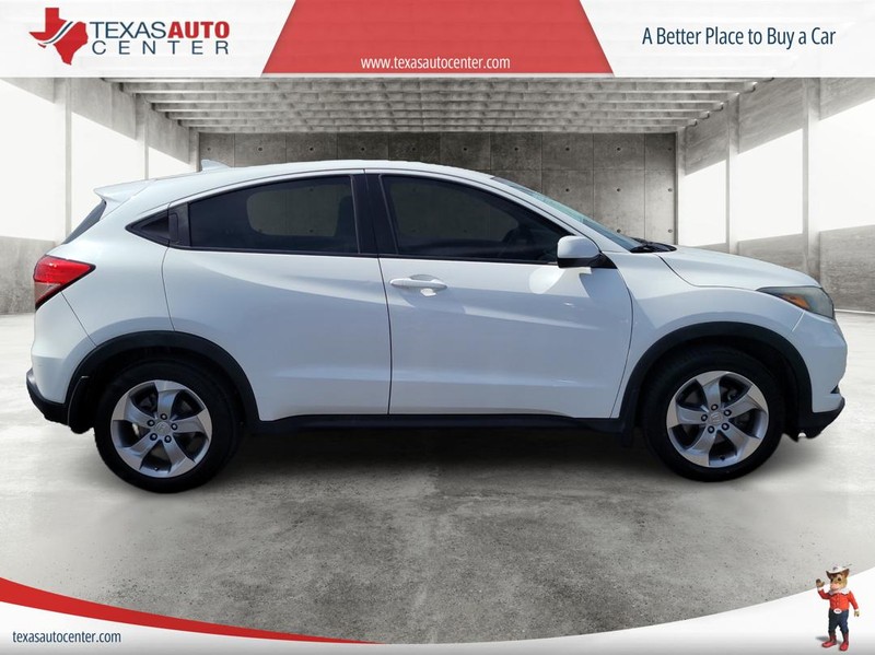 Honda HR-V Vehicle Full-screen Gallery Image 4