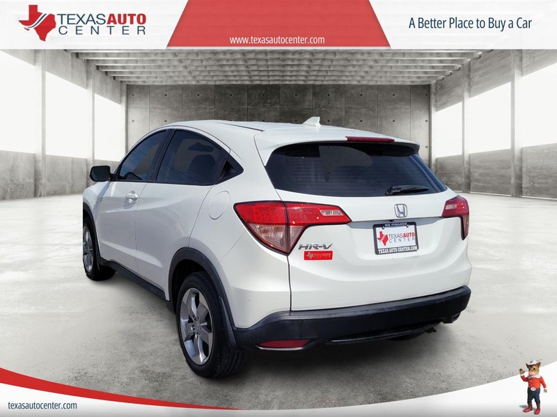 Honda HR-V Vehicle Full-screen Gallery Image 8