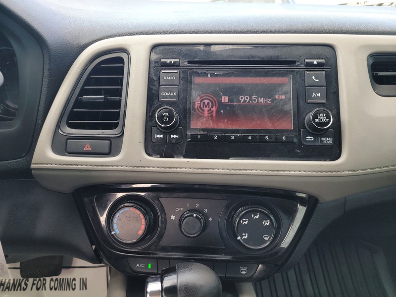 Honda HR-V Vehicle Full-screen Gallery Image 12