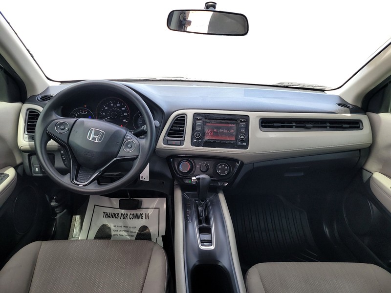 Honda HR-V Vehicle Full-screen Gallery Image 16