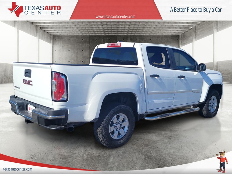 GMC Canyon Vehicle Full-screen Gallery Image 07