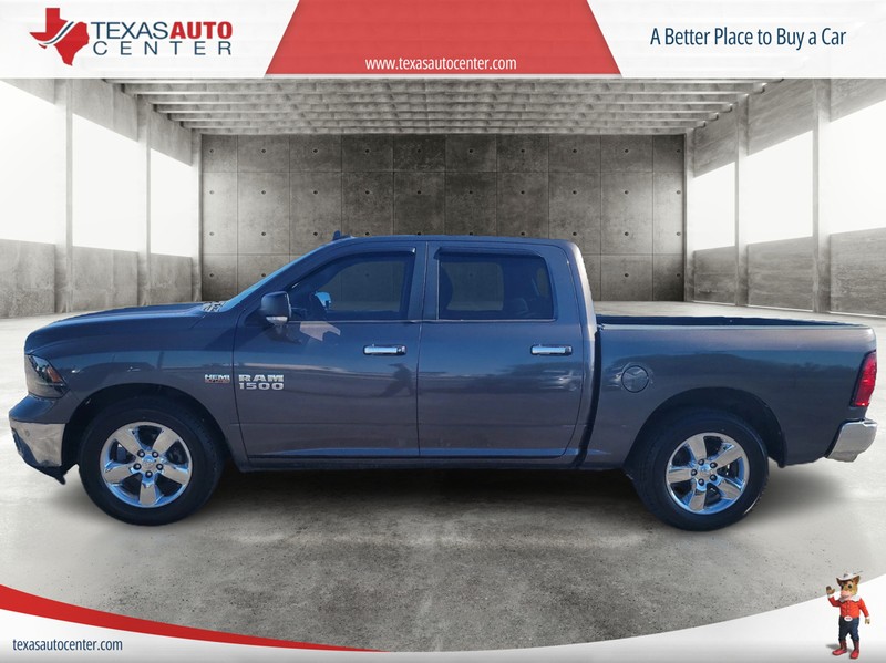 Ram 1500 Vehicle Full-screen Gallery Image 05