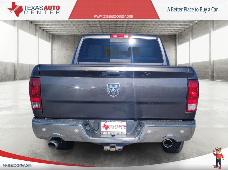 Ram 1500 Vehicle Full-screen Gallery Image 06