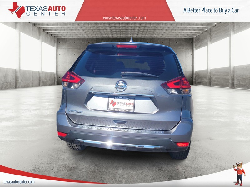 Nissan Rogue Vehicle Full-screen Gallery Image 08