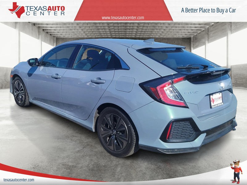 Honda Civic Hatchback Vehicle Full-screen Gallery Image 08