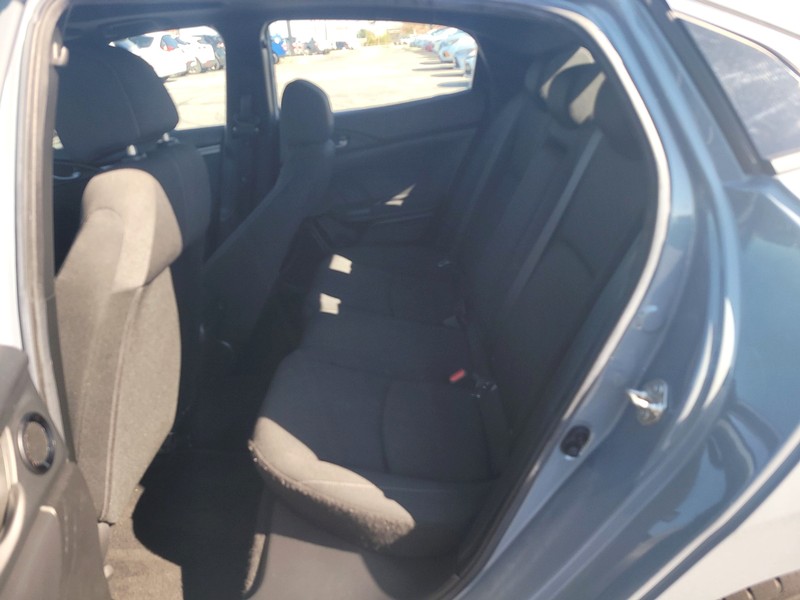 Honda Civic Hatchback Vehicle Full-screen Gallery Image 10