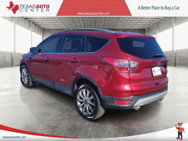 Ford Escape Vehicle Full-screen Gallery Image 08