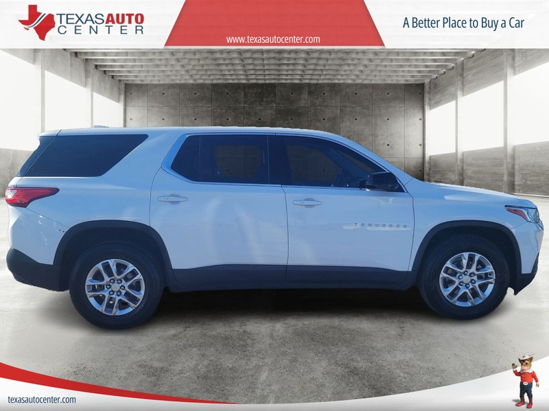 Chevrolet Traverse Vehicle Full-screen Gallery Image 04