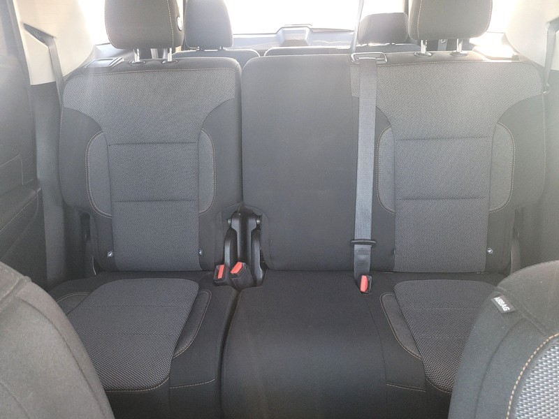 Chevrolet Traverse Vehicle Full-screen Gallery Image 13