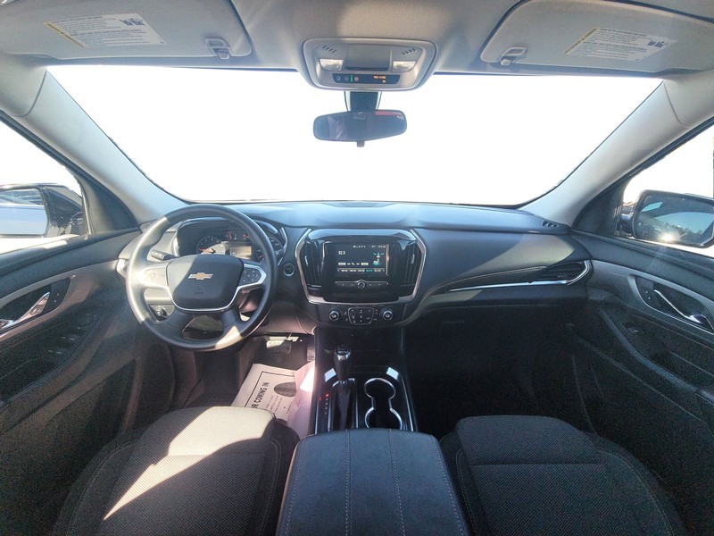 Chevrolet Traverse Vehicle Full-screen Gallery Image 15