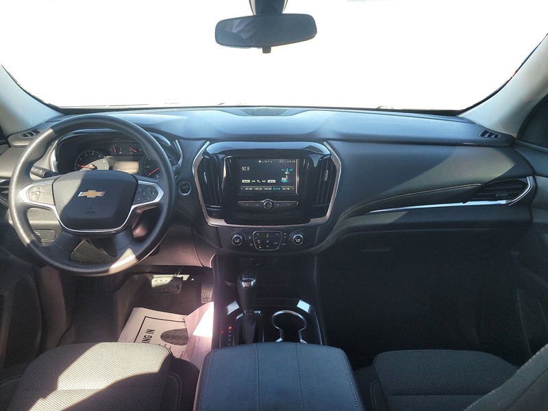 Chevrolet Traverse Vehicle Full-screen Gallery Image 16