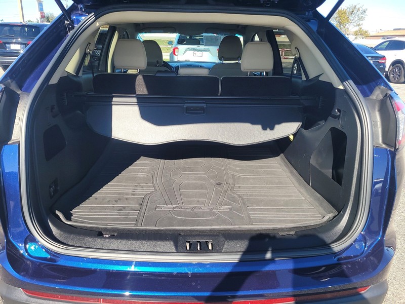 Ford Edge Vehicle Full-screen Gallery Image 11