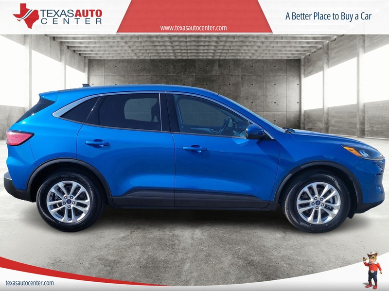 Ford Escape Vehicle Full-screen Gallery Image 04