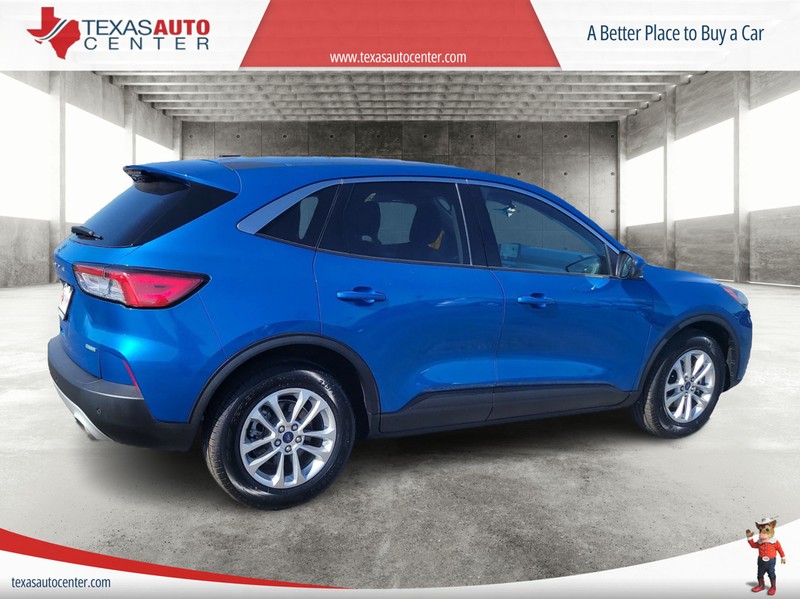 Ford Escape Vehicle Full-screen Gallery Image 07