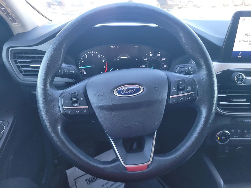 Ford Escape Vehicle Full-screen Gallery Image 14