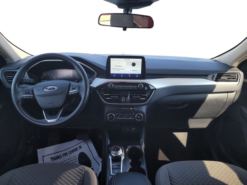Ford Escape Vehicle Full-screen Gallery Image 16