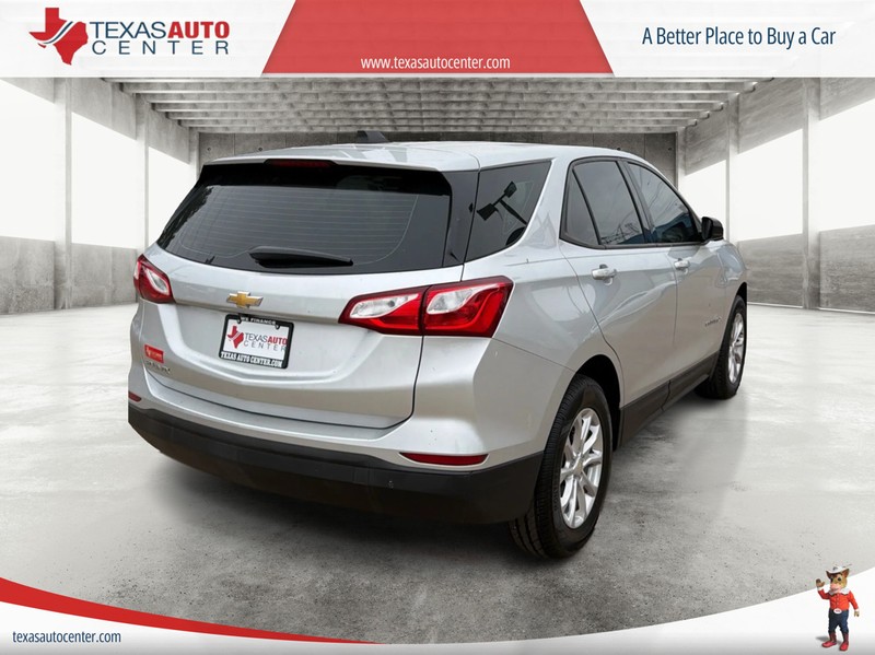 Chevrolet Equinox Vehicle Full-screen Gallery Image 07